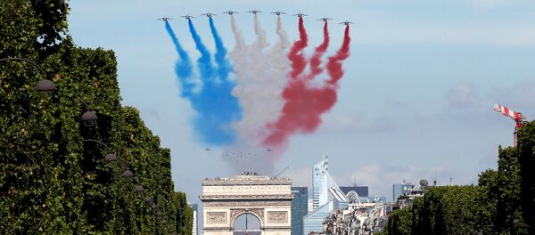 Celebración del Día de la Bastilla en Francia Celebración del Día de la Bastilla en Francia - Sputnik Mundo