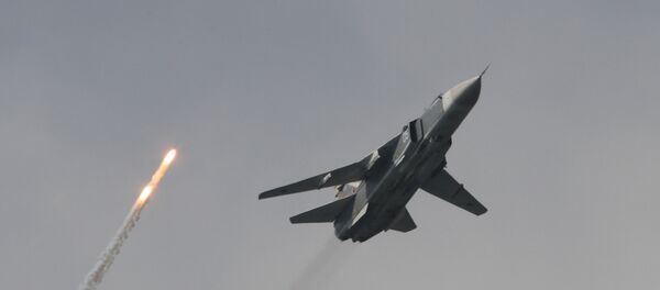 Un bombardero Su-24M - Sputnik Mundo