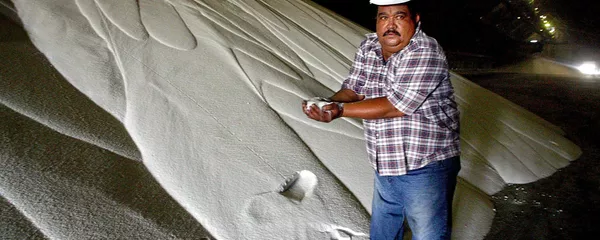 Montaña de urea (imagen referencial) Montaña de urea (imagen referencial) - Sputnik Mundo
