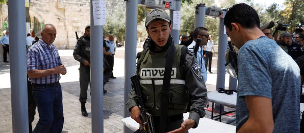 La Policía israelí en la Explanada de las Mezquitas - Sputnik Mundo