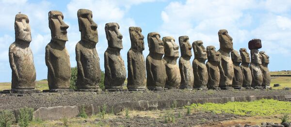 Moáis, estatuas de la Isla de Pascua Moáis, estatuas de la Isla de Pascua - Sputnik Mundo