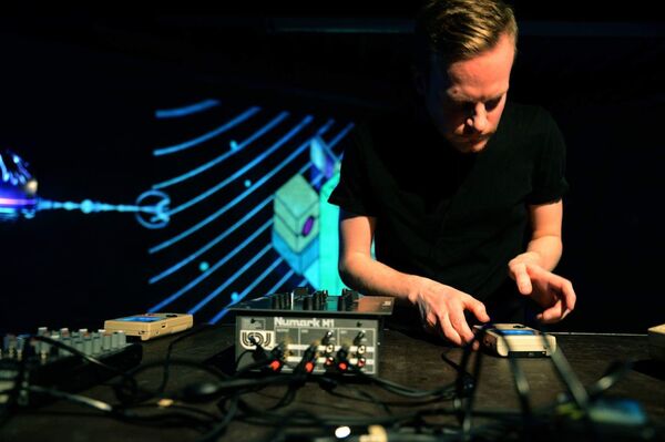 DJ holandés Monodeer DJ holandés Monodeer - Sputnik Mundo