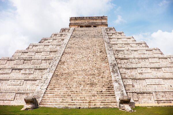 El Castillo, Chichén Itzá - Sputnik Mundo
