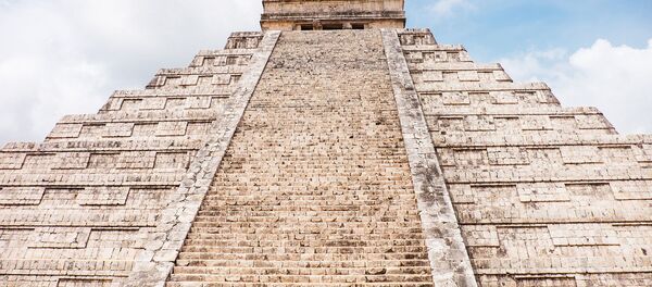 El Castillo, Chichén Itzá - Sputnik Mundo