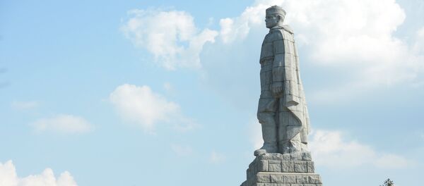 Un monumento a los soldados soviéticos (imagen referencia) - Sputnik Mundo