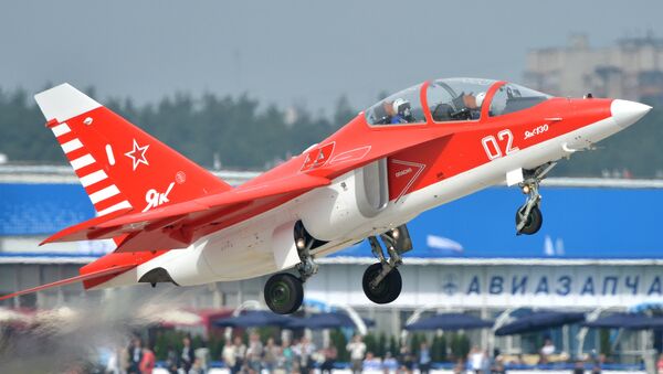 El Yak-130 - Sputnik Mundo