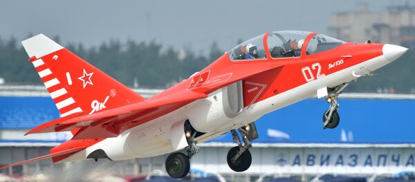 El Yak-130 - Sputnik Mundo