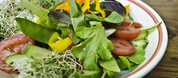 Una ensalada - Sputnik Mundo