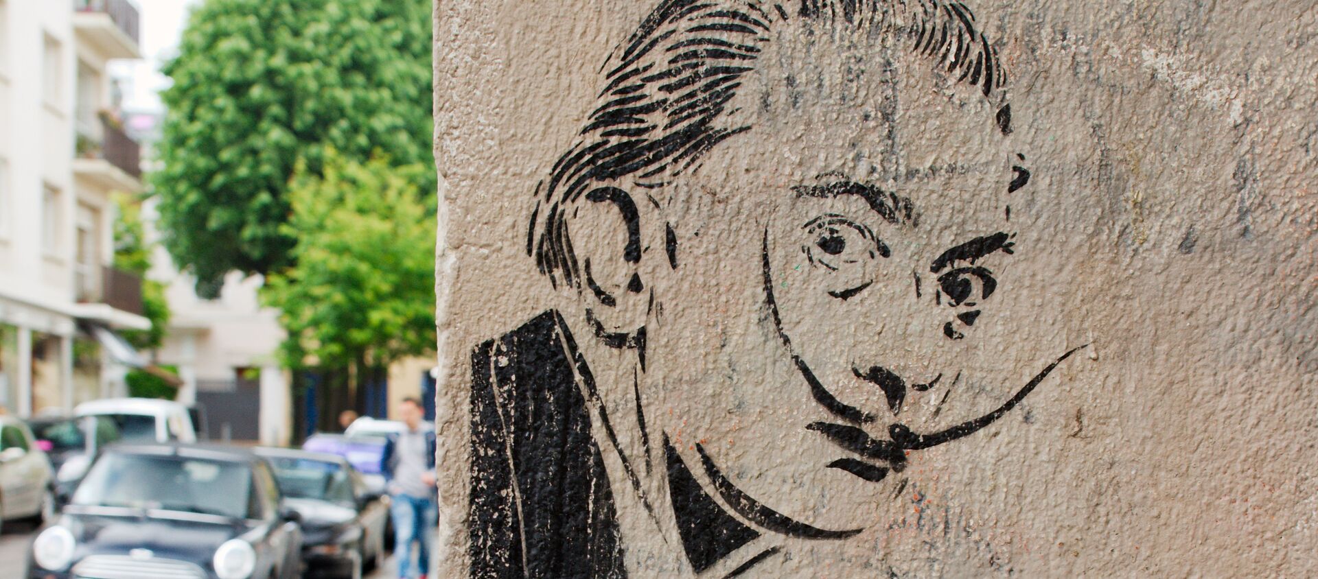 Un graffiti con el retrato de Salvador Dalí Un graffiti con el retrato de Salvador Dalí - Sputnik Mundo, 1920, 21.07.2017