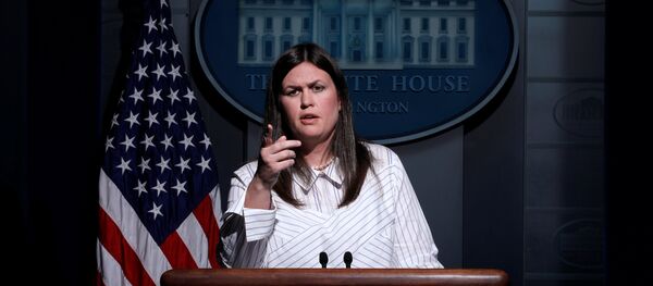Sarah Huckabee Sanders, portavoz de la Casa Blanca - Sputnik Mundo