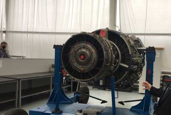 El proceso de producción del motor SaM-146 para el avión Sukhoi Superjet 100 - Sputnik Mundo
