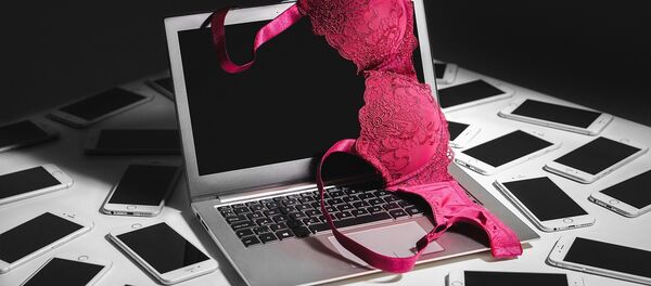 Porno (imagen referencial) - Sputnik Mundo