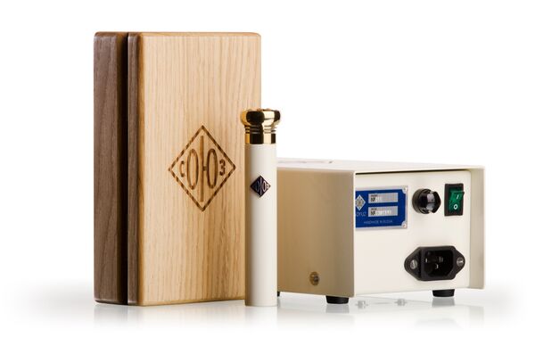 El micrófono SU-011 - Sputnik Mundo