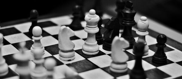 Ajedrez (imagen referencial) - Sputnik Mundo