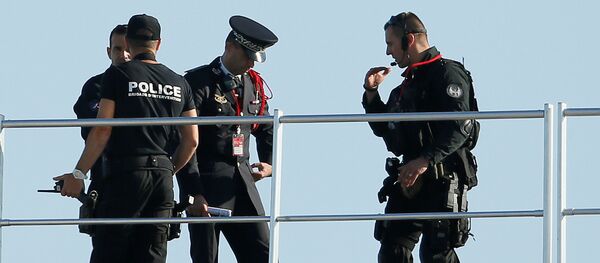 Policía francesa - Sputnik Mundo