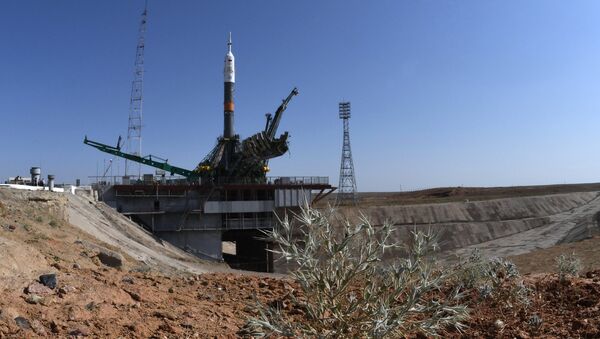 El cohete portador Soyuz-FG con la nave Soyuz MS-05 a bordo - Sputnik Mundo