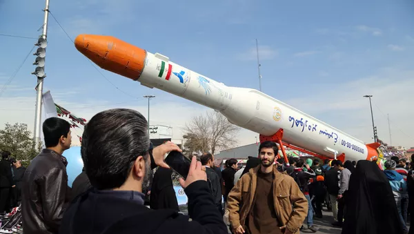 El lanzador espacial Simorgh, Irán (archivo) - Sputnik Mundo