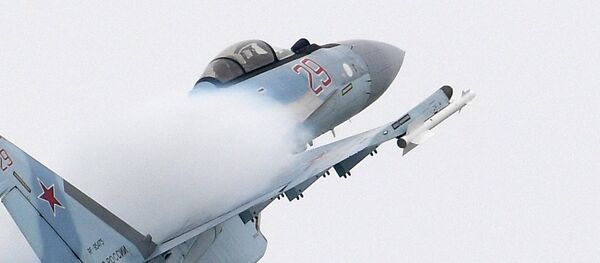 El caza ruso Su-35 (archivo) - Sputnik Mundo