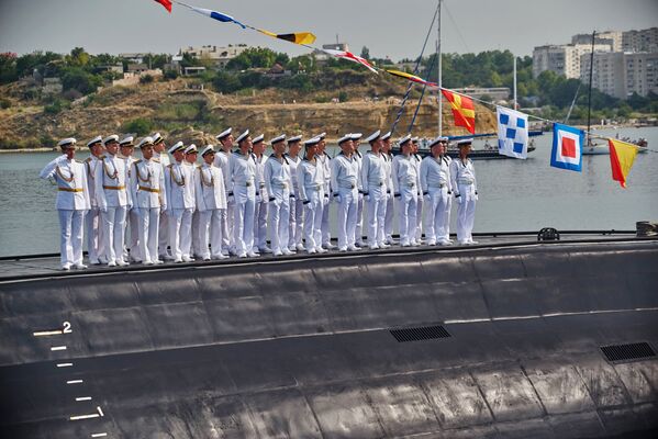 Sebastopol se prepara para el desfile en honor del Día de la Armada en Sebastopol - Sputnik Mundo