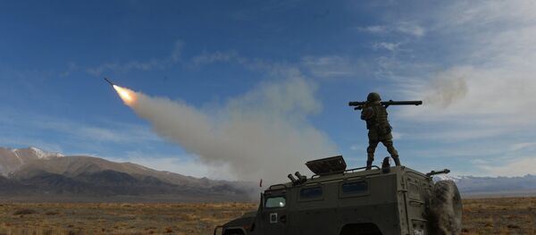 Disparos con MANPADS rusos durante los ejercicios de la OTSC en Kirguistán (imagen referencial) - Sputnik Mundo