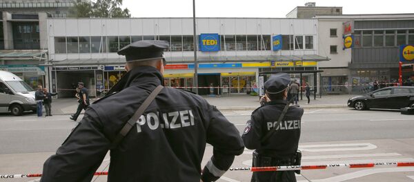 Policía de Hamburgo en el lugar del ataque - Sputnik Mundo