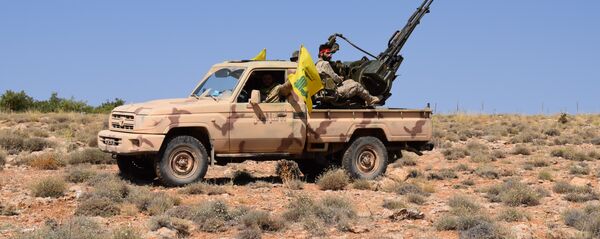 Combatientes del Hizbulá en Arsal - Sputnik Mundo