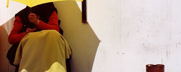 Una mendiga (imagen referencial) - Sputnik Mundo