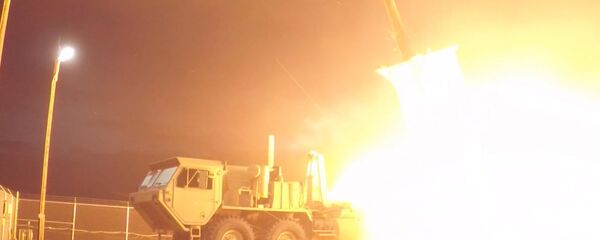 EEUU responde a Corea del Norte con prueba exitosa de su escudo antimisiles en Alaska - Sputnik Mundo