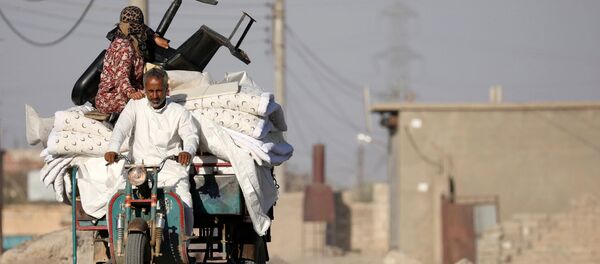 Los sirios (archivo) - Sputnik Mundo