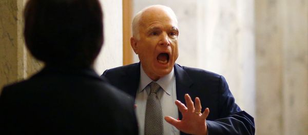 John McCain, senador estadounidense - Sputnik Mundo
