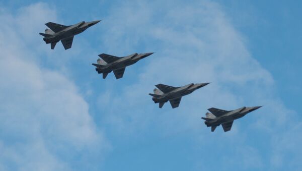 Cazas rusos MiG-31 (archivo) - Sputnik Mundo
