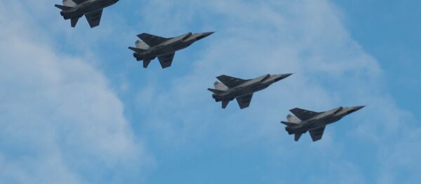 Cazas rusos MiG-31 (archivo) - Sputnik Mundo