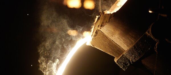 Metal fundido - Sputnik Mundo