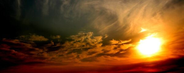 El Sol (imagen referencial) - Sputnik Mundo