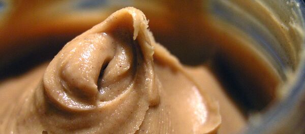 Mantequilla de cacahuete o maní - Sputnik Mundo