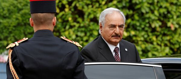 El comandante del Ejército libio, Jalifa Haftar - Sputnik Mundo