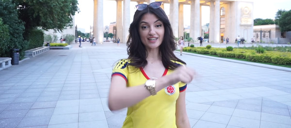 Tatiana, la 'Loca Linguista', explicando secretos de la cultura latinoamericana - Sputnik Mundo