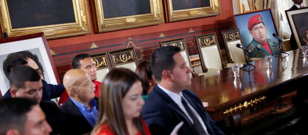 La primera sesión de la Asamblea Nacional Constituyente en Venezuela - Sputnik Mundo