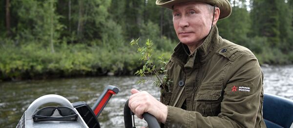 Vladímir Putin, presidente de Rusia, durante las vacaciones - Sputnik Mundo
