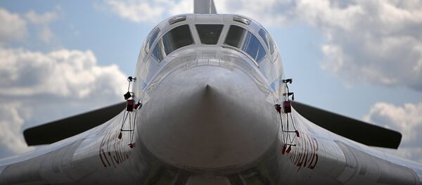El bombardero pesado Tu-160 Nicolái Kuznetsov - Sputnik Mundo
