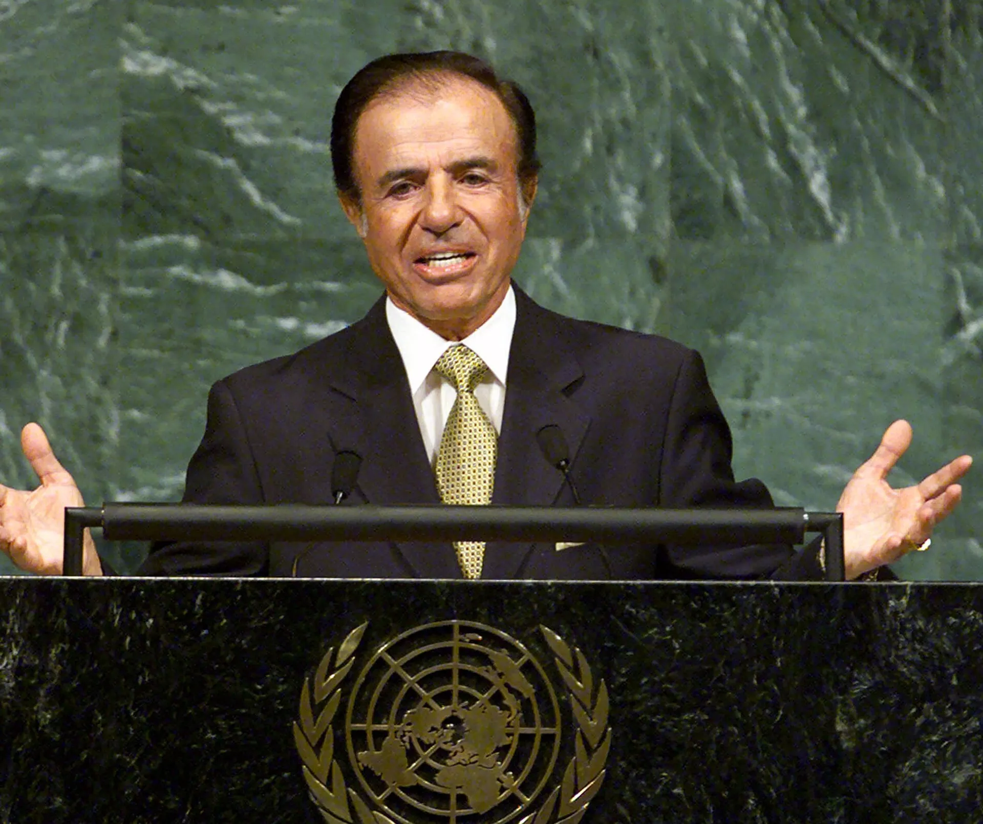 Carlos Menem, expresidente de Argentina Carlos Menem, expresidente de Argentina - Sputnik Mundo, 1920, 11.02.2021