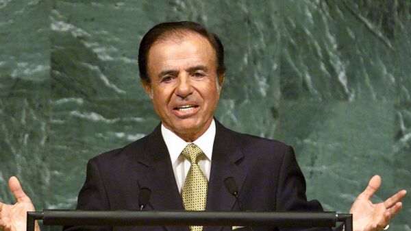 Carlos Menem, expresidente de Argentina - Sputnik Mundo