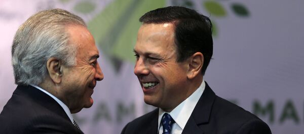 El presidente de Brasil, Michel Temer, junto al alcalde de Sao Paulo, Joao Doria - Sputnik Mundo