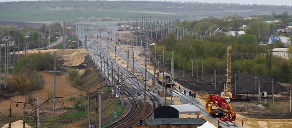 La construcción del tramo ferroviario Zhuravka-Millerovo - Sputnik Mundo