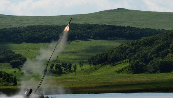 El aparato de desminado soviético UR-77 Meteorit (archivo) - Sputnik Mundo