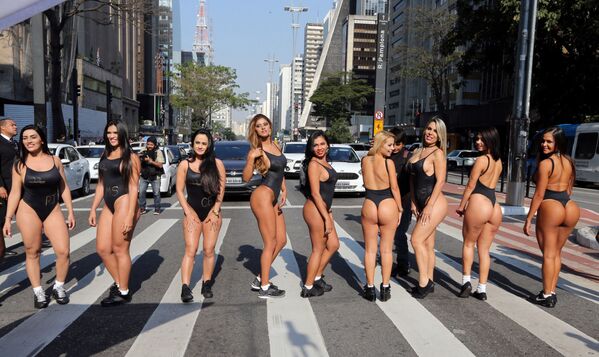 Las finalistas del concurso de belleza anual Miss BumBum - Sputnik Mundo