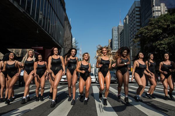 Las finalistas del concurso de belleza anual Miss BumBum - Sputnik Mundo