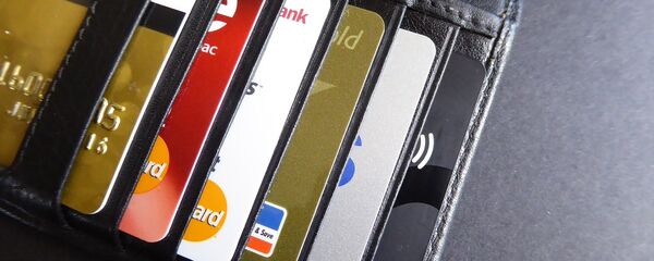 Tarjetas bancarias (imagen referencial) - Sputnik Mundo