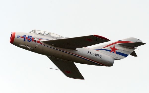 El caza soviético MiG-15 - Sputnik Mundo