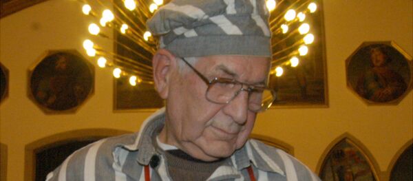 Sirmund Sobolewski, prisionero número 88 del campo de concentración de Auschwitz Sirmund Sobolewski, prisionero número 88 del campo de concentración de Auschwitz - Sputnik Mundo